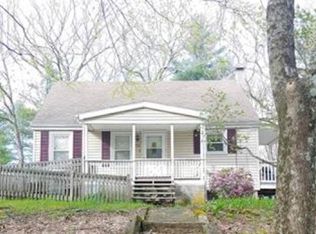 32 Alice St, Willimantic, CT 06226