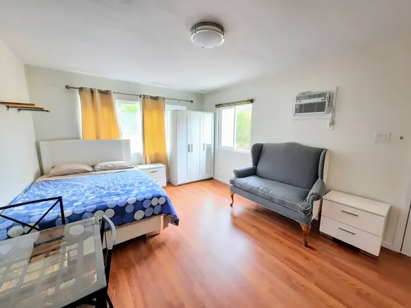 1108 W 39th Pl #B, Los Angeles, CA 90037