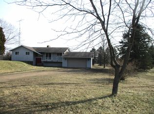 3622 E Lansing Rd, Bancroft, MI 48414