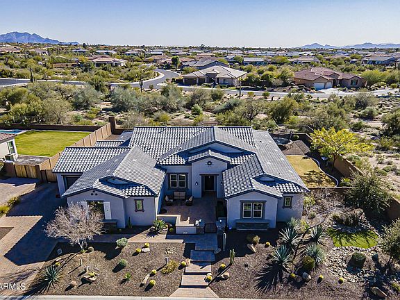 2nd image of 6205 E Calle De Pompas