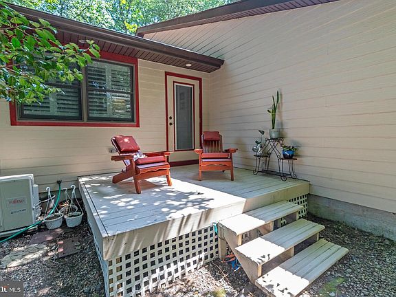 3rd image of 39 N Primrose Ln