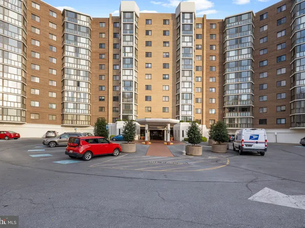 15100 Interlachen Dr #4-816, Silver Spring, MD 20906
