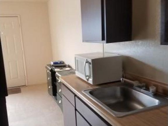 5th image of 1587 Sierra Vista Dr APT 10