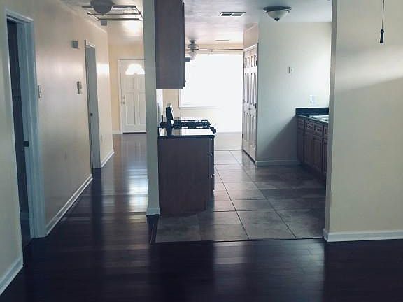 4th image of 1535 Pressburg St