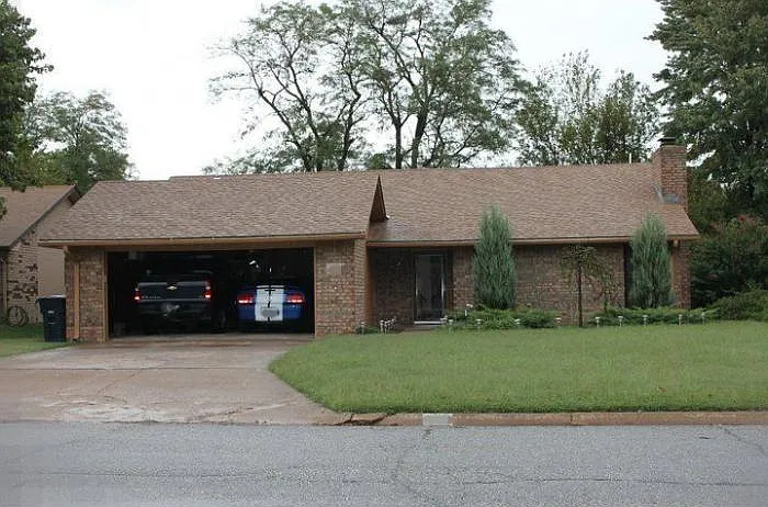 2318 Heritage Trl