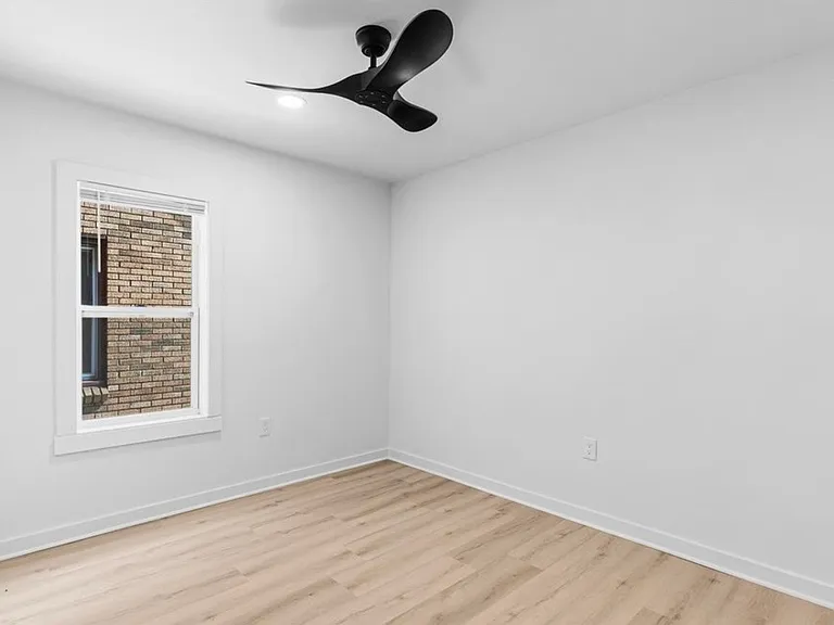 17126 Roselawn St — Photo 27