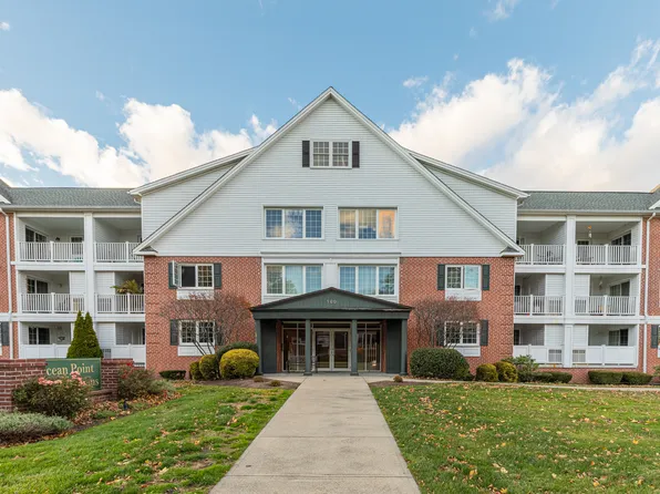 180 Melba Street APT 205, Milford, CT 06460