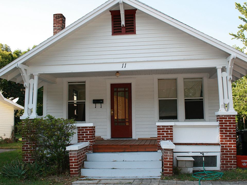 1st image of 11 W Steele St
