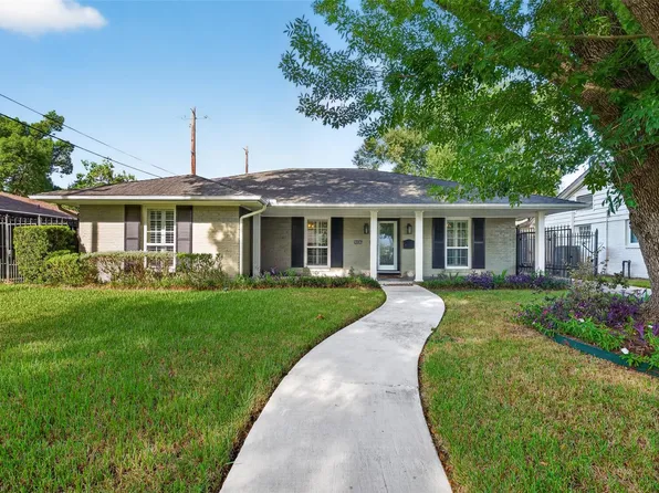 9006 Silver Spring Ln, Houston, TX 77025