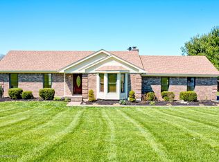 205 Spin Pointe Rd, Fisherville, KY 40023