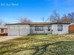 863 Ala Dr, White Settlement, TX 76108