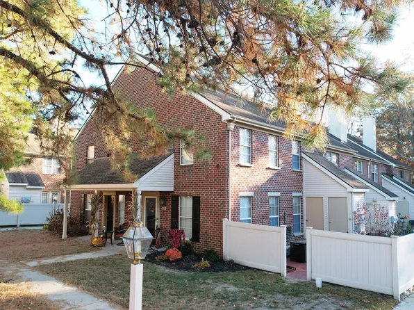 1551 Hamilton Ct, Mays Landing, NJ 08330
