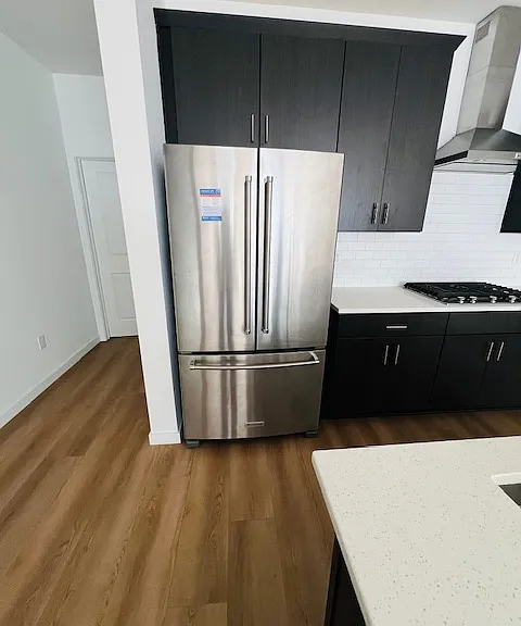334 N Geneva St — Photo 12