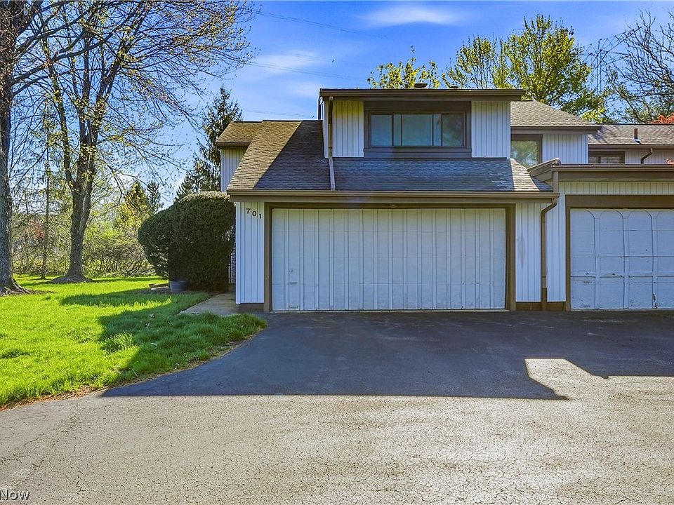 1st image of 701 Tinkers Ln #2101