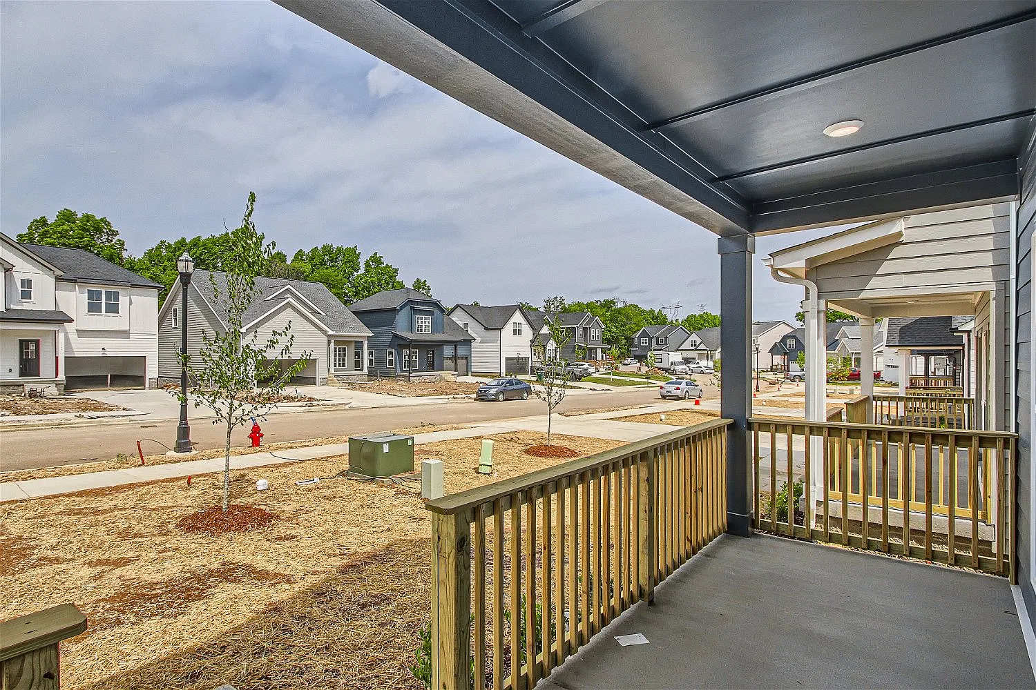 4 bed, 2.5 bath, 1670 sqft, $2,450 — Photo 1