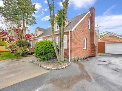 168 Roberta Street, Valley Stream, NY, 11580