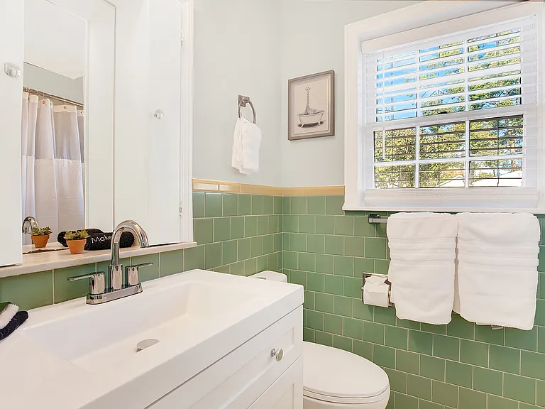 6 W 51st St #1 — Photo 10