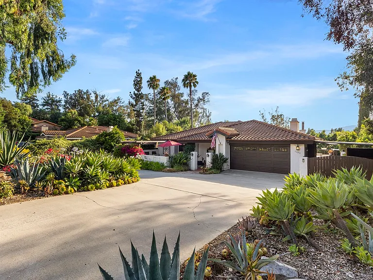 1305 Scenic Dr — Photo 3