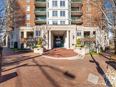 300 W 5th St APT 217, Charlotte, NC, 28202