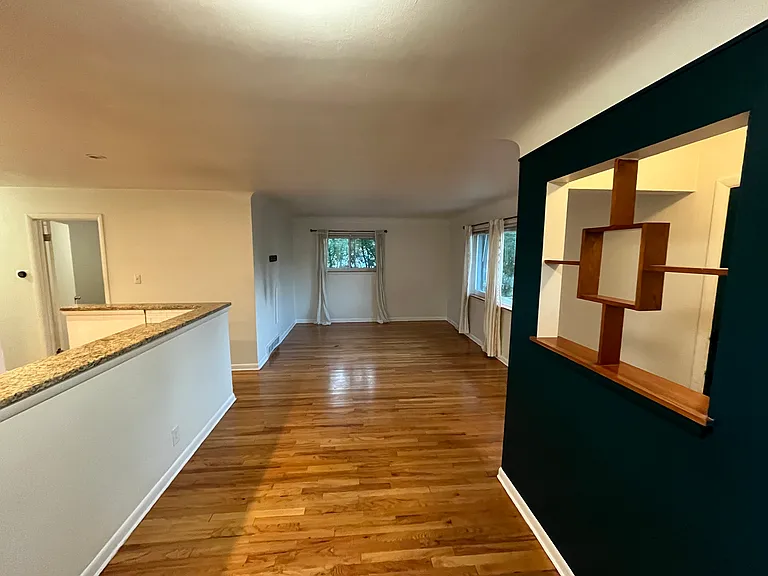 124 Alice Ave — Photo 7