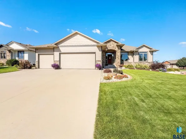 1101 S Discovery Ave, Sioux Falls, SD 57106