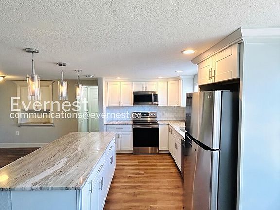 5th image of 1649 Dartmouth Dr