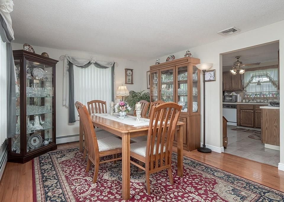 232 Potter St, New Bedford, MA 02740 Zillow