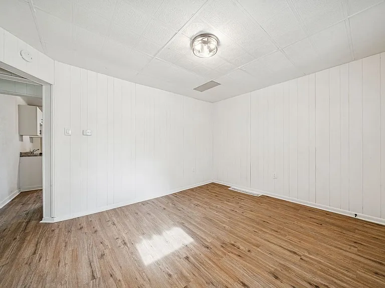 3226 Richardson Ave — Photo 12
