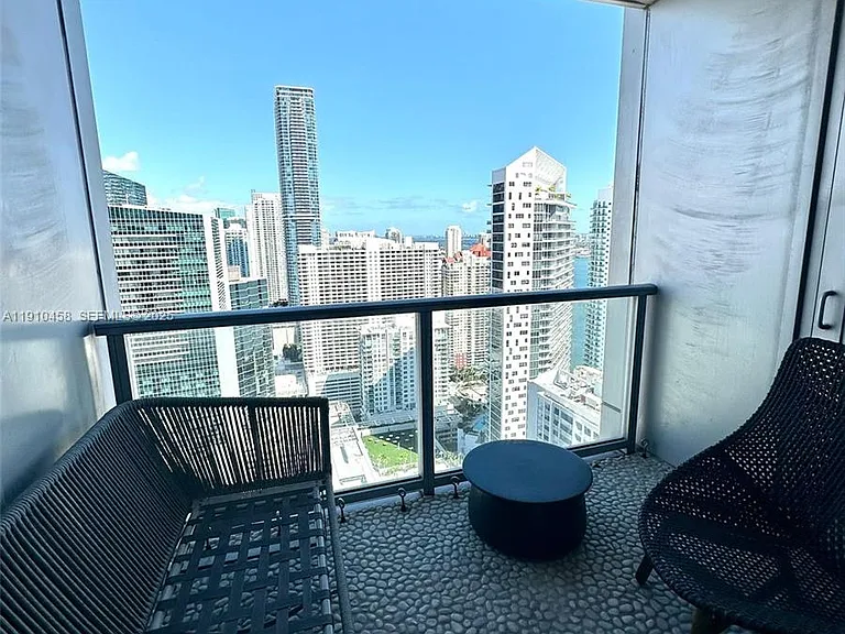 1425 Brickell Ave #42E — Photo 10