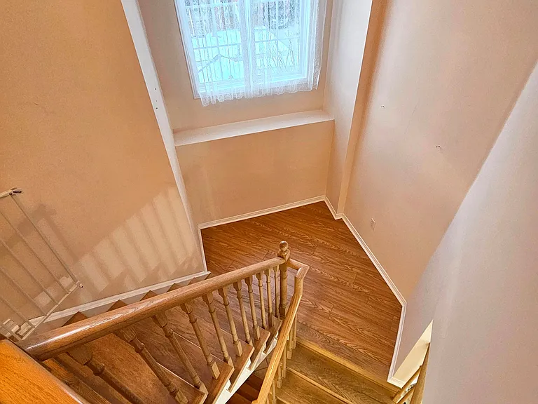 1565 Woodhenge Way — Photo 14