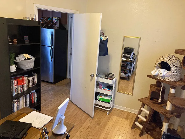 1118 E Kane Pl — Photo 6
