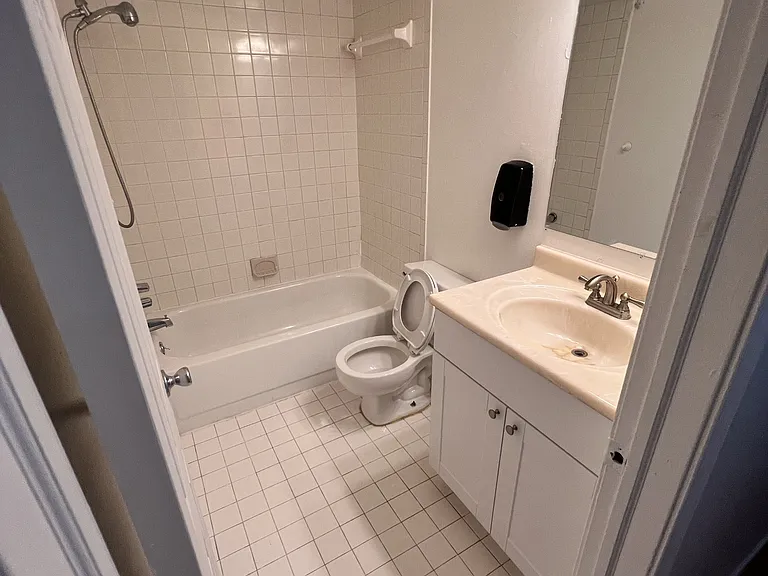 25672 Lira Ln — Photo 17