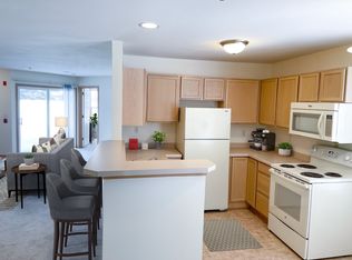 2200 S Clubhouse Dr #13555671, New Berlin, WI 53151