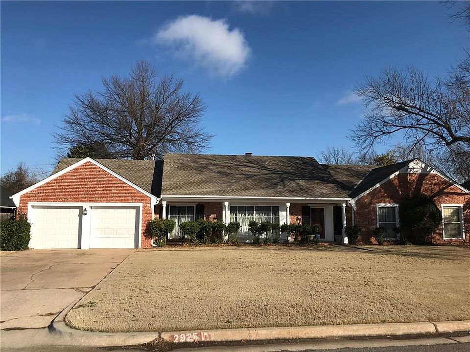1st image of 2925 Pelham Dr