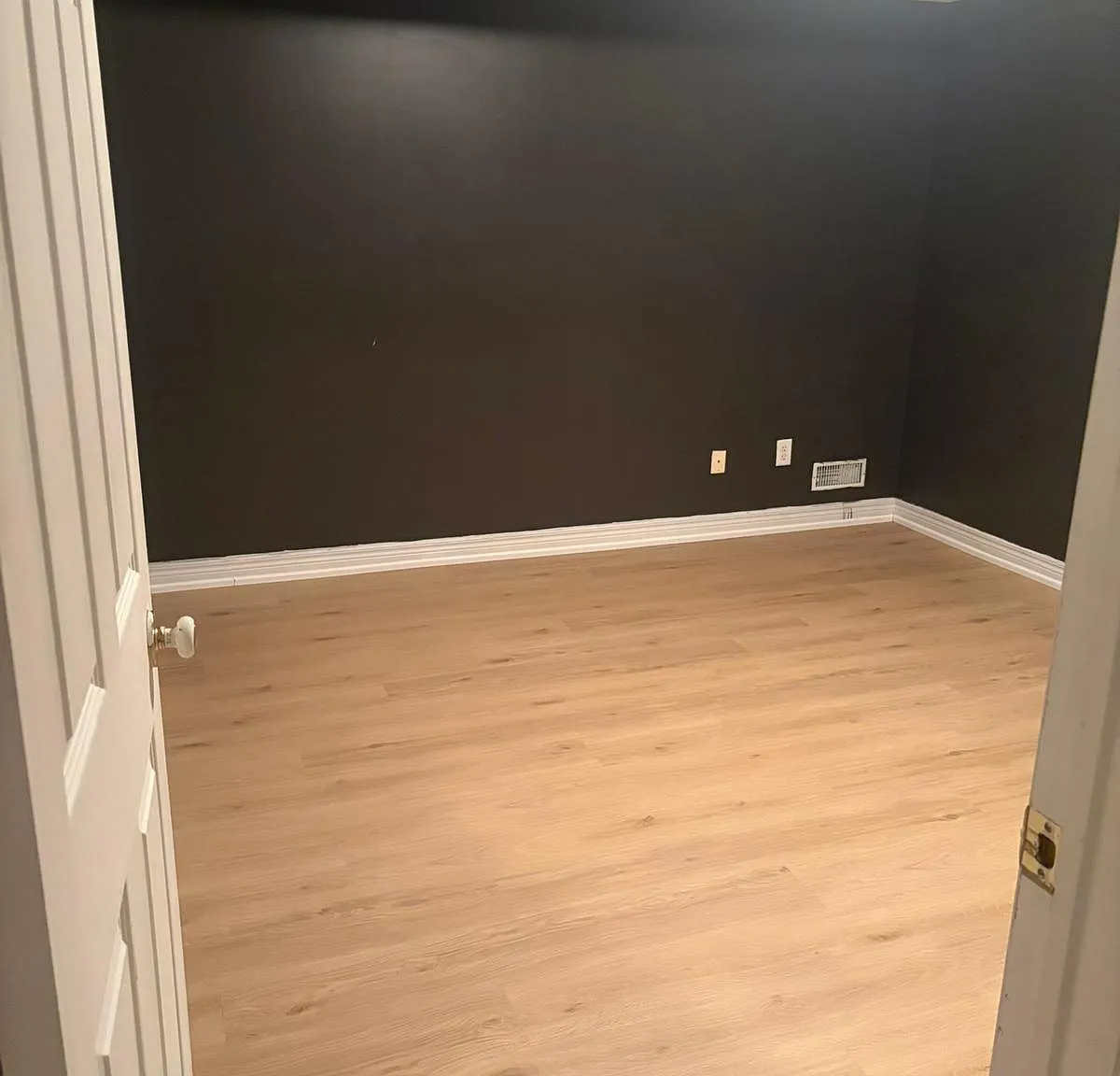 1 bed, $2,100 — Photo 3