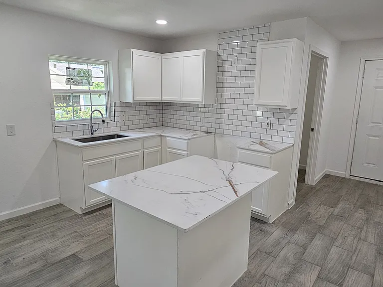 8125 Easton St — Photo 23