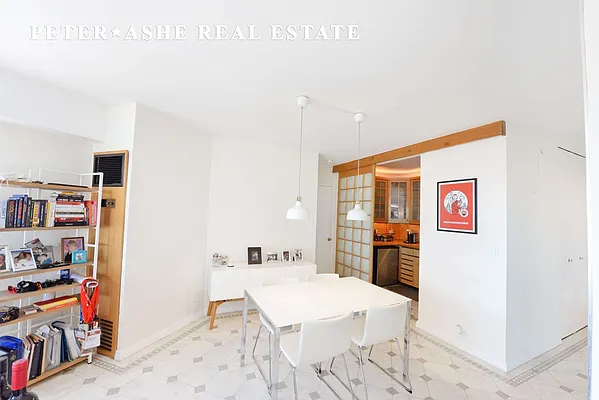 Rented by Peter Ashe | media 4