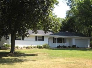 16160 Luella Dr, Brookfield, WI 53005