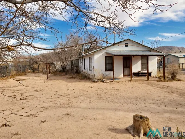 112 Hyde St, Williamsburg, NM 87942