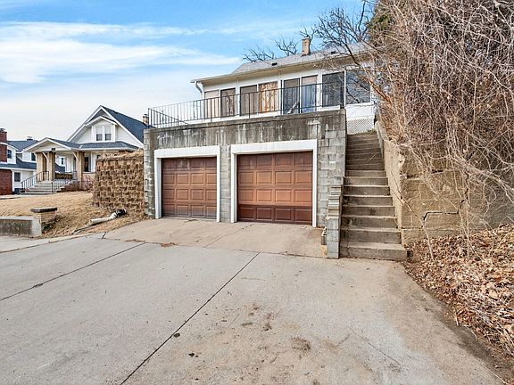 4th image of 28 Canning St