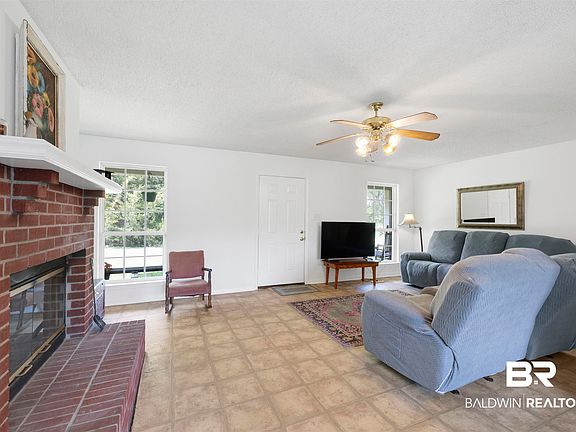 4th image of 22728 Wing Ln #A