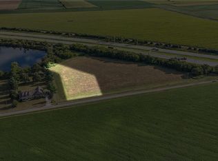 10 Moss Dr, Farmer City, IL 61842