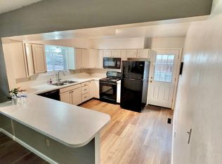 5708 S Pearl St, Centennial, CO 80121