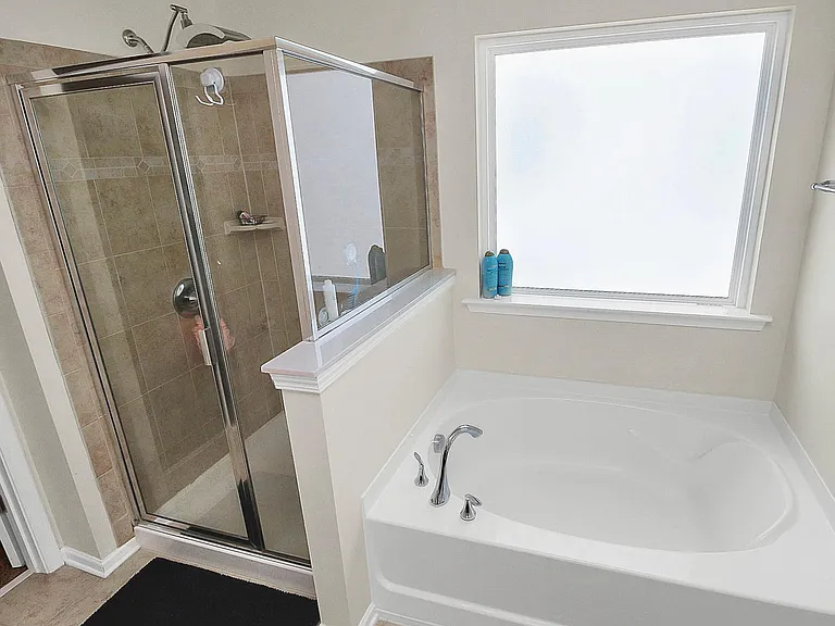 1809 Deer Meadows Dr — Photo 24