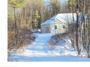551 Pond Rd, Lewiston, ME 04240