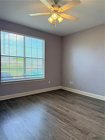 3245 Iowa Ave — Photo 20