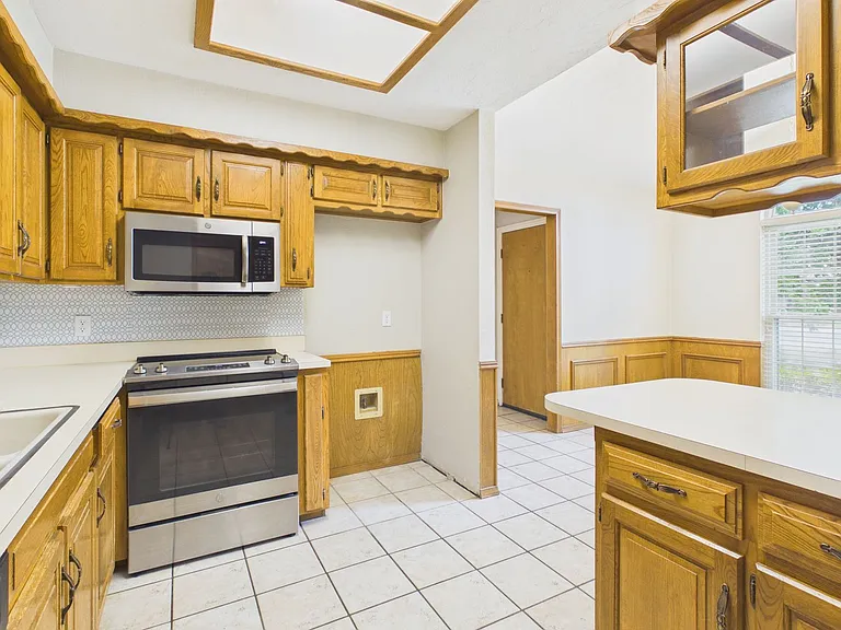 5822 Syracuse Dr — Photo 14