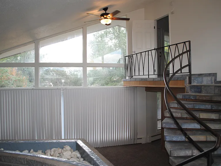 1221 La Veta Way — Photo 5
