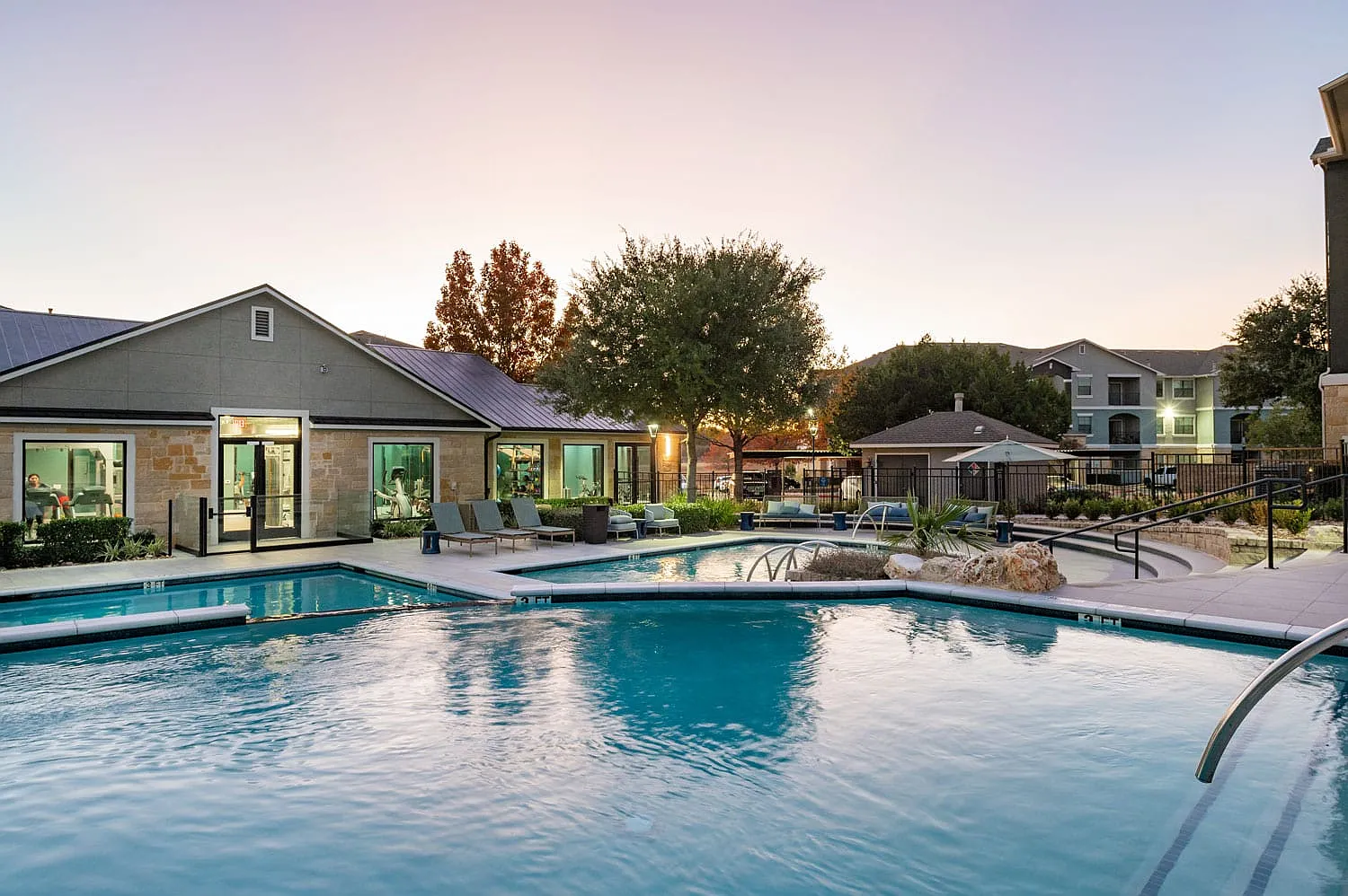 Cortland Southpark Terraces — Photo 4