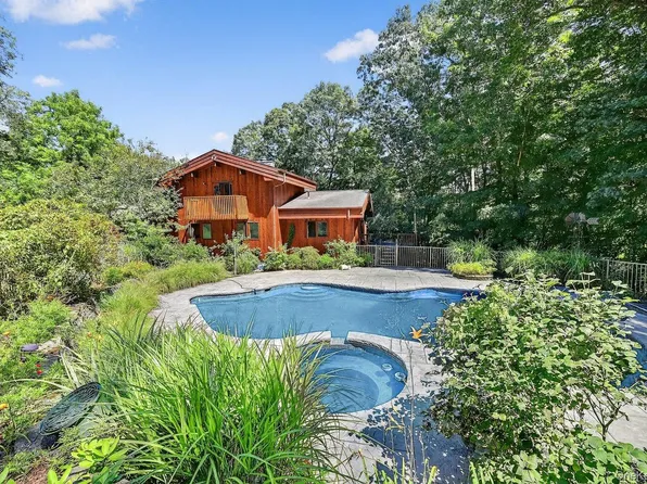 23 Renies Road, Monroe, NY 10918